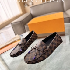 Louis Vuitton Low Shoes